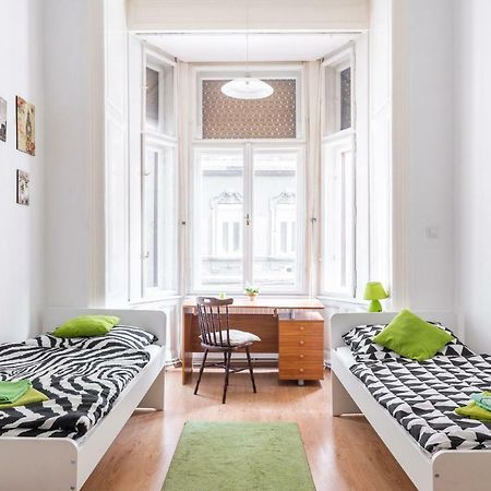 Izabella Home 2 Budapest Budapeste Exterior foto